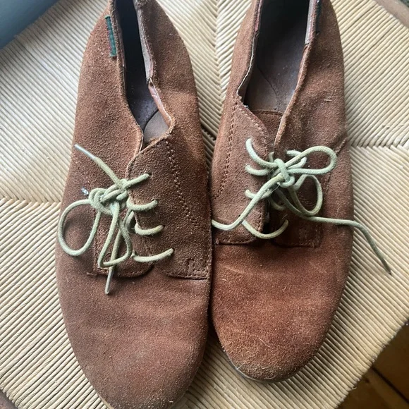 G.H. Bass & Co Suede Oxfords - Picture 5 of 5